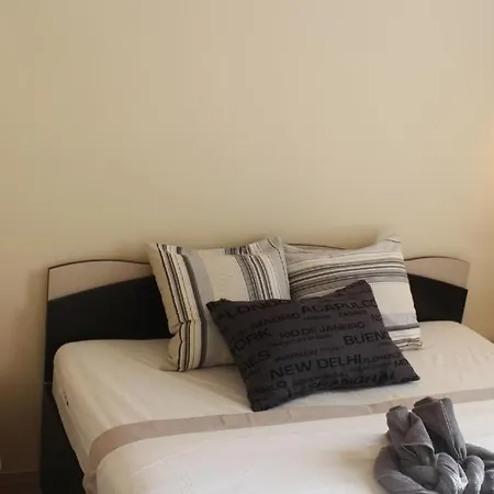 Somogyi Bela Apartment Budapest