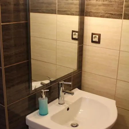 Somogyi Bela * Budapest